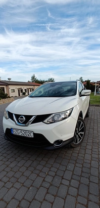 Nissan Qashqai cena 65000 przebieg: 90800, rok produkcji 2015 z Ozorków małe 92